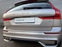 Volvo XC60 2.0 T6 Plug-in hybrid AWD Plus Dark / Panoramadak / elektr. stoelen met geheugen / trekhaak /