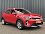 Kia Stonic 1.0 T-GDi 100pk DynamicLine | Navigatie | Camera | Parkeersensoren | Cruise Control