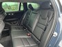 Volvo V60 2.0 B4 Inscription / Elek. verstelbare stoelen / Stoelen+stuur verwarmd / 360 camera / Harman Kardon / Leder / Keyless /  BLIS /