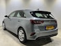 Kia Ceed 1.0 T-GDi DynamicLine | Navigatie/Android/Apple Carplay | LM Velgen | Camera | Cruise Control | Airco |