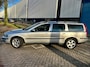 Volvo V70 2.4 Comfort Line * 7 PERSOONS * NAP * TREKHAAK *