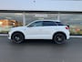 Volkswagen T-Roc 1.5 TSI R-Line Black Edition automaat , Panoramaschuifdak , achteruitrijcamera , keyless, 19 Inch ,