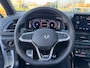 Volkswagen T-Roc 1.5 TSI R-Line Black Edition automaat , Panoramaschuifdak , achteruitrijcamera , keyless, 19 Inch ,