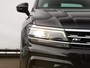 Volkswagen Tiguan 1.5 TSI ACT Highline Business R 150 PK DSG | Led plus | Trekhaak | Navigatie | Stoelverwarming | Camera | 1800 kg trekgewicht | Origineel Nederlands