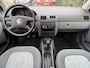 Skoda Fabia 1.4 Comfort | Elekt. Ramen | LMV | Trekhaak | Radio / CD | Nieuwe APK!