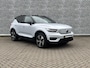 Volvo XC40 Recharge P8 AWD 78 kWh R-Design | Keyless | Stoel-/ Stuurverwarming | Trekhaak | Harman & Kardon | Adaptieve Cruise Control | Carplay | DAB | BLIS | 360 Camera |