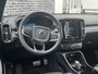 Volvo XC40 Recharge P8 AWD 78 kWh R-Design | Keyless | Stoel-/ Stuurverwarming | Trekhaak | Harman & Kardon | Adaptieve Cruise Control | Carplay | DAB | BLIS | 360 Camera |