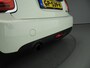 MINI Cooper 3-deurs Automaat / Navigatie / PDC / Cruise / Key-less / Alu wielen