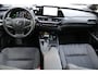 Lexus UX 250h | Achteruitrijcamera | Keyless entry/start | Climate controle | Cruise controle | Lane Assist | DAB | Draadloze telefoonlader | Apple CarPlay/Android Auto | Virtual cockpit |