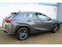 Lexus UX 250h | Achteruitrijcamera | Keyless entry/start | Climate controle | Cruise controle | Lane Assist | DAB | Draadloze telefoonlader | Apple CarPlay/Android Auto | Virtual cockpit |
