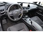 Lexus UX 250h | Achteruitrijcamera | Keyless entry/start | Climate controle | Cruise controle | Lane Assist | DAB | Draadloze telefoonlader | Apple CarPlay/Android Auto | Virtual cockpit |