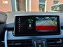 BMW 2-Serie Active Tourer 218i Executive Edition M-pakket. Dealer onderhouden! O.a. pano, nav, camera, stoelverw, leder, etc!