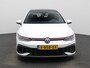 Volkswagen Golf 2.0 TSI GTI Clubsport 301 PK| Panoramadak | LED Matrix | Head-Up-Display | Stoelverwarming | Navigatie | Stuurwielverwarming | Achteruitrijcamera | Apple Carplay Draadloos