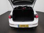 Volkswagen Golf 2.0 TSI GTI Clubsport 301 PK| Panoramadak | LED Matrix | Head-Up-Display | Stoelverwarming | Navigatie | Stuurwielverwarming | Achteruitrijcamera | Apple Carplay Draadloos