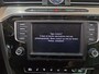Volkswagen Passat 1.8 TSI 180pk R-Line Business Edit. DSG7 Navi / A.Cam.+ 360 / Adapt.CC / Pano.dak / Trekhaak / Advance Pack / Winter Pack / Trekgewicht 1800kg / 19 inch LM velgen