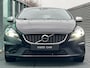 Volvo V40 1.5 T3 Polar+ Sport R-design, Automaat, Trekhaak, Panoramadak, Harman Kardon audio, Parkeercamera achter, Leder-nubuck bekleding, Stoelverwarming