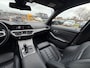 BMW 3-Serie 320i M-SPORT / HUD / LEER / LED / NL AUTO !