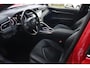 Toyota Camry 2.5 Hybrid Premium Automaat Navigatie, Elektrische Stoelverstelling, Parkeersensoren Voor en Achter, JBL Geluidsinstallatie