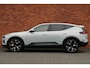 Polestar 3 Long Range Dual Motor Performance 111 kWh, Pilot- en Plus Pack, Bowers&Wilkins Premium Audio, Accenten in Swedish Gold, Polestar Engineered dynamisch onderstel, Luchtvering, Pilot Assist, Head-up Display, 22" Performance (Forged Performance focused wheels)
