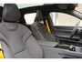 Polestar 3 Long Range Dual Motor Performance 111 kWh, Pilot- en Plus Pack, Bowers&Wilkins Premium Audio, Accenten in Swedish Gold, Polestar Engineered dynamisch onderstel, Luchtvering, Pilot Assist, Head-up Display, 22" Performance (Forged Performance focused wheels)