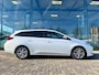 Toyota Auris Touring Sports 1.8 Hybrid Lease pro, NAP, Panoramadak, LED, Leder