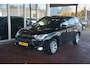 Mitsubishi Outlander 2.0 PHEV Instyle+ | Leer | Navigatie | Schuif-kanteldak | Xenon | NL auto!! | Nederlandse auto dealeronderhouden laatste beurt bij 226000 km accu vervangen met oa xenon leer navigatie camera trekhaak key less schuif kantel dak stoelverwarming premium audio camera stand