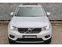 Volvo XC40 Plug-in Hybrid T5 Inscription Expression | Trekhaak | Panoramadak | Adaptieve LED koplampen | Navigatie | Parkeersensore voor + achter | Achteruitrijcamera | Standkachel | Comfortstoelen | LED mistlampen | Apple Carplay / Android Auto |