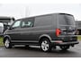 Volkswagen Transporter 2.0 TDI L2H1 DC Highline Adaptieve Cruise, Camera, Carplay, LED, 150pk, Automaat, Multimedia, Trekhaak, Uniek!
