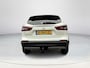 Nissan Qashqai 1.3 DIG-T Premium Edition GEEN AFLEVERKOSTEN | Lederen bekleding | Panoramadak | Trekhaak |  Parkeersensoren voor en achter | 12 maanden BOVAG garantie
