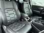 Nissan Qashqai 1.3 DIG-T Premium Edition GEEN AFLEVERKOSTEN | Lederen bekleding | Panoramadak | Trekhaak |  Parkeersensoren voor en achter | 12 maanden BOVAG garantie
