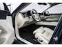 Volvo XC60 Plug-in hybrid T6 AWD Inscription | Trekhaak | Panoramadak | Adaptive cruise control | Head-up display | Gelamineerde zijruiten | Stoel- en stuurverwarming | Achteruitrijcamera | Parkeersensoren voor + achter | Actieve LED koplampen | Elektrische stoelverstelling | Getint glas |