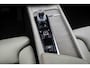 Volvo XC60 Plug-in hybrid T6 AWD Inscription | Trekhaak | Panoramadak | Adaptive cruise control | Head-up display | Gelamineerde zijruiten | Stoel- en stuurverwarming | Achteruitrijcamera | Parkeersensoren voor + achter | Actieve LED koplampen | Elektrische stoelverstelling | Getint glas |