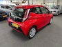 Toyota Aygo 1.0 VVT-i x-play met Achteruitrijcamera en Airconditioning