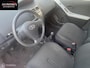 Toyota Yaris 1.0 VVTi Acces/5DRS/NAP/2EIG/AIRCO/CV/TREKHAAK!