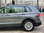 Volkswagen Tiguan 1.4 TSI ACT Aut Lane ass Volledig onderhouden Navi Apple CarPlay Stoel vw Nieuwe APK Perfecte conditie
