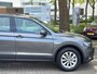 Volkswagen Tiguan 1.4 TSI ACT Aut Lane ass Volledig onderhouden Navi Apple CarPlay Stoel vw Nieuwe APK Perfecte conditie