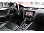 Skoda Octavia Combi 1.6 TDI Greentech Style Business | Origineel NL | Trekhaak | Canton Sound | Virtual Cockpit | Cruise Control | Groot Navigatie |