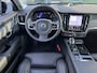 Volvo V90 2.0 T8 Plug-in hybrid AWD Ultra Dark PHEV, Automaat, Luchtvering, Panoramadak, Bower&Wilkins audio, 20 inch R-design wielen, Stoelmassage, Stoelkoeling, Stoelverwarming, Stuurverwarming, Gelamineerde ramen, Trekhaak semi elektrisch inklapbaar