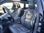 Volvo V90 2.0 T8 Plug-in hybrid AWD Ultra Dark PHEV, Automaat, Luchtvering, Panoramadak, Bower&Wilkins audio, 20 inch R-design wielen, Stoelmassage, Stoelkoeling, Stoelverwarming, Stuurverwarming, Gelamineerde ramen, Trekhaak semi elektrisch inklapbaar