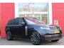 Land Rover Range Rover 4.4 V8 P530 SV LWB AWD AUTOMAAT | PANORAMISCH SCHUIF/KANTEL DAK | MEESTURENDE ACHTERAS | ELEKTRISCH WEGKLAPBARE TREKHAAK | SV INTERIEUR FIRST CLASS CABIN PACK (TWEE VOLLEDIG VERTELBARE ACHTERSTOELEN MET SCHERMEN EN KOELKAST) (RSE) | 23" OBLIVN VELGEN | LUCHTVERING | MASSAGE FUNCTIE OP ALLE STOELEN INCL. VERWARMING EN KOELING | VOORRUIT/STUUR VERWARMING | PRIVACY GLASS | LEDEREN BEKLEDING SEMI ANILINE/EBONY | ADAPTIVE CRUISE CONTROL | ALLE STOELEN ELEKTRISCH VERSTELBAAR 24 VOUDIG | 360° CAMERA | HEMELBEKLEDING LEDER EBONY | DODEHOEK DETECTIE | HEAD UP DISPLAY | SOFT CLOSE PORTIEREN | DRAADLOZE APPLE CARPLAY/ANDROID AUTO | DRAADLOZE TELEFOONLADER | SFEER VERLICHTING |