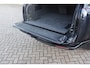 Land Rover Range Rover 4.4 V8 P530 SV LWB AWD AUTOMAAT | PANORAMISCH SCHUIF/KANTEL DAK | MEESTURENDE ACHTERAS | ELEKTRISCH WEGKLAPBARE TREKHAAK | SV INTERIEUR FIRST CLASS CABIN PACK (TWEE VOLLEDIG VERTELBARE ACHTERSTOELEN MET SCHERMEN EN KOELKAST) (RSE) | 23" OBLIVN VELGEN | LUCHTVERING | MASSAGE FUNCTIE OP ALLE STOELEN INCL. VERWARMING EN KOELING | VOORRUIT/STUUR VERWARMING | PRIVACY GLASS | LEDEREN BEKLEDING SEMI ANILINE/EBONY | ADAPTIVE CRUISE CONTROL | ALLE STOELEN ELEKTRISCH VERSTELBAAR 24 VOUDIG | 360° CAMERA | HEMELBEKLEDING LEDER EBONY | DODEHOEK DETECTIE | HEAD UP DISPLAY | SOFT CLOSE PORTIEREN | DRAADLOZE APPLE CARPLAY/ANDROID AUTO | DRAADLOZE TELEFOONLADER | SFEER VERLICHTING |