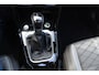Volkswagen T-Roc 1.5 TSI 3x R-Line Automaat/Panoramadak/Trekhaak afneembaar/Navigatie/Virtual cockpit/Adaptive cruise control/Achteruitrijcamera/Parkeersensoren rondom/Apple carplay/Stoelverwarming/Keyless/Climate control/IQ light/DAB/Draadloze telefoonlader