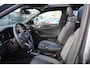 Volkswagen T-Roc 1.5 TSI 3x R-Line Automaat/Panoramadak/Trekhaak afneembaar/Navigatie/Virtual cockpit/Adaptive cruise control/Achteruitrijcamera/Parkeersensoren rondom/Apple carplay/Stoelverwarming/Keyless/Climate control/IQ light/DAB/Draadloze telefoonlader