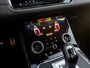 Land Rover Range Rover Evoque P300e AWD R-Dynamic SE | Stuurwielverwarming | Panoramisch schuif-/kanteldak | 24 maanden Land Rover Approved