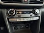 Hyundai Kona 1.0T Comfort 120Pk | Navigatie Via Apple & Android Carplay | Achteruitrijcamera | Parkeersensoren Achter | Climate Control | Cruise Control & Snelheidsbegrenzer | Trekhaak |