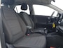 Kia Stonic 1.0T MHEV DynamicLine | Camera | Apple Carplay / Android auto | Parkeersensoren achter | Airco | Cruise control |