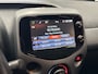 Toyota Aygo 1.0 VVT-i X-PLAY NAVIGATIE CRUISE CONTROL AIRCO BLUETOOTH TELEFOON MEDIA VOORBEREIDING ACHTERUITRIJCAMERA ZEER MOOI !! Brgl