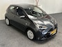 Toyota Aygo 1.0 VVT-i X-PLAY NAVIGATIE CRUISE CONTROL AIRCO BLUETOOTH TELEFOON MEDIA VOORBEREIDING ACHTERUITRIJCAMERA ZEER MOOI !! Brgl