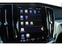 Volvo V60 T6 Plug-in hybrid AWD Essential Bright | Semi elektrische trekhaak | Stoelverwarming voor+achter | Stuurwielverwarming | Adaptieve Cruise Control | Leder interieur