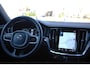 Volvo V60 2.0 B3 163 PK R-Design, Panoramadak, Harman/Kardon, Trekhaak, Leder, Sportstoelen